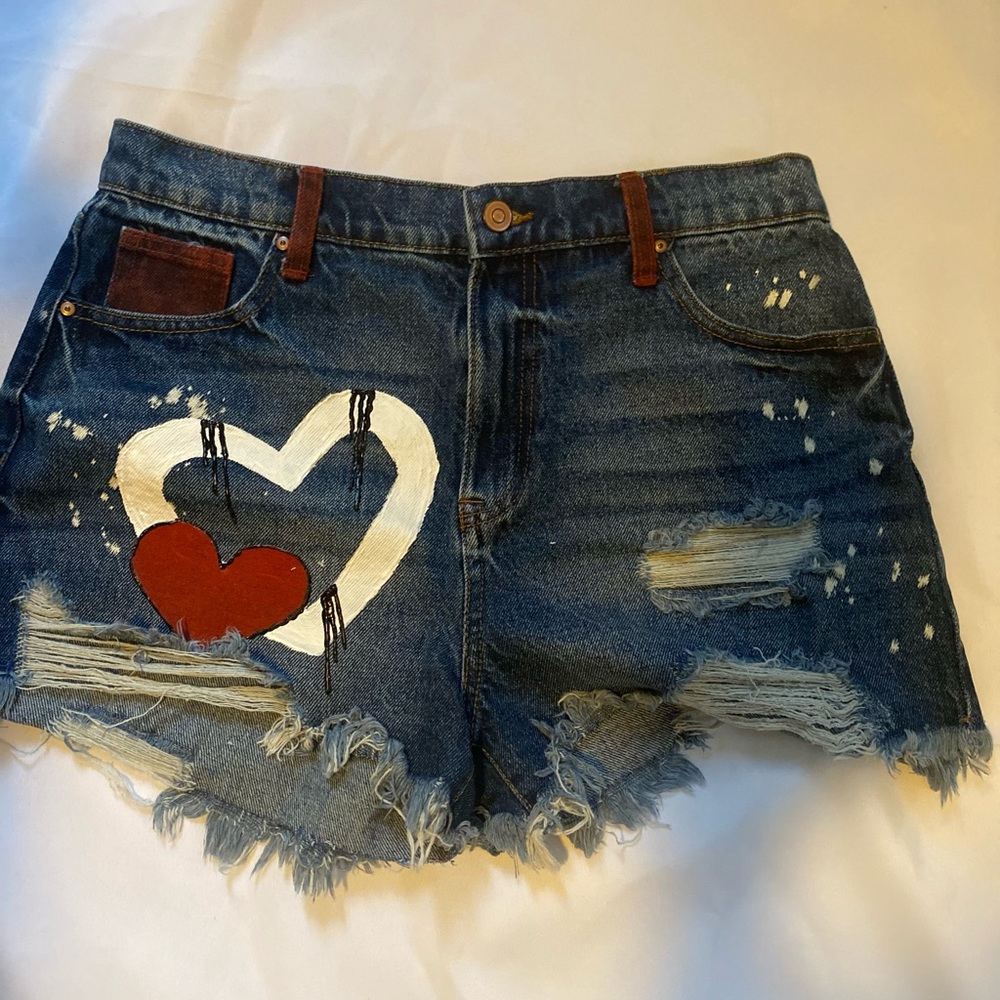 Women’s juniors Upcycle denim shorts.